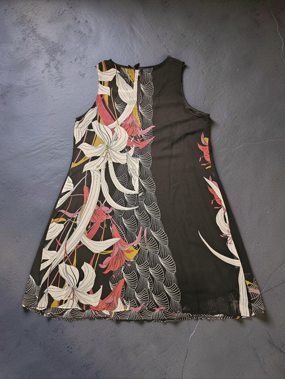 GABBY SKYE Black A-Line Dress with White, Pink and Yellow Floral Print. Size 14. - Picture 5 of 5